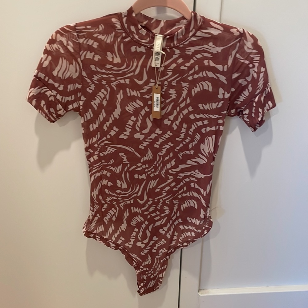 NWT Raspberry Swirl Skims Bodysuit - Picture 6 of 9